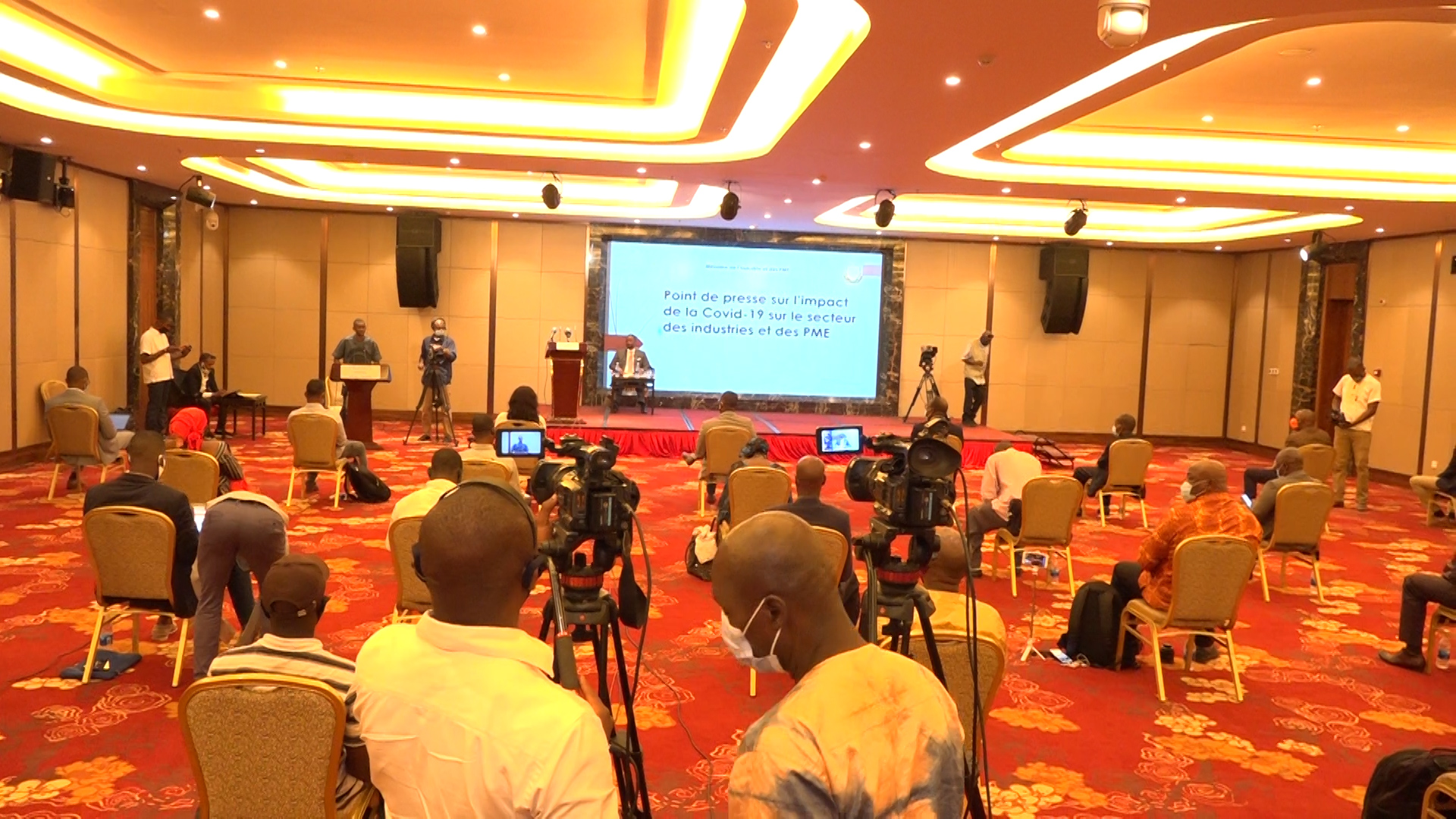 Impact covid-19 secteur industriel :  près de 300 milliards de francs guinéens mobilisés pour appuyer les entreprises (Tibou Kamara)