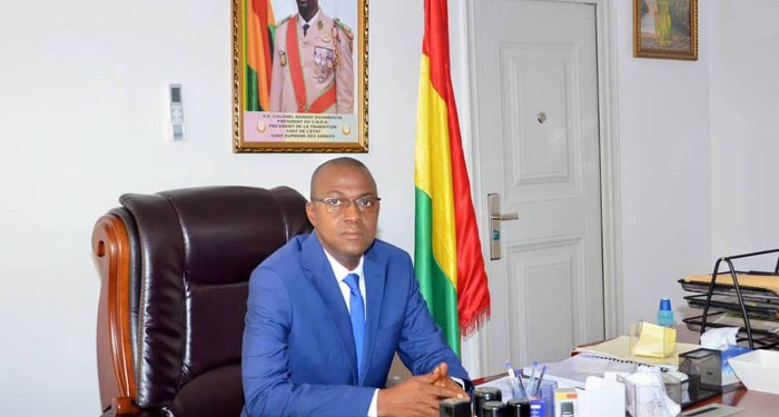 Le Colonel Doumbouya limoge le DG de la caisee nationale de prévoyance sociale