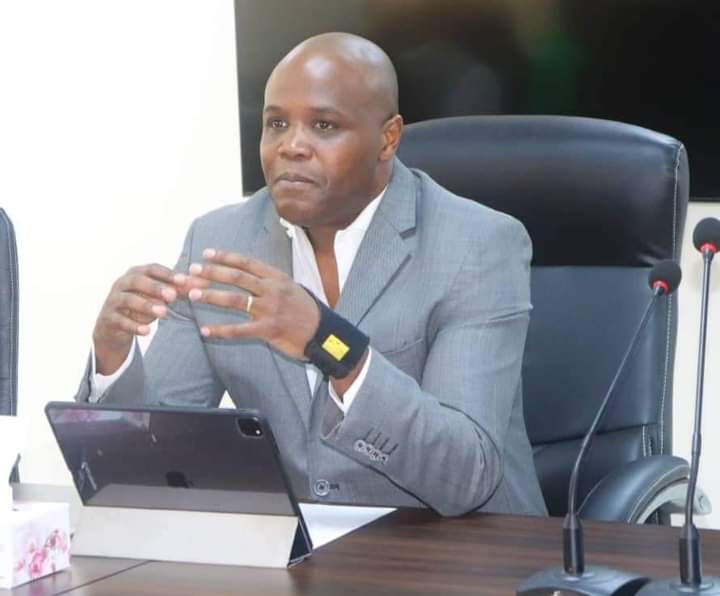 Congrès électif Feguifoot: le ministre Béa met en garde contre tout report!