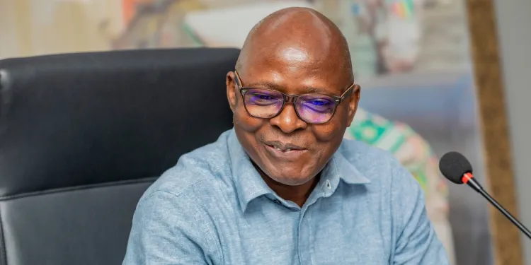 Concours d’accès à la fonction publique : « plus de 150.000 inscrits en 15 jours », Julien Yombouno