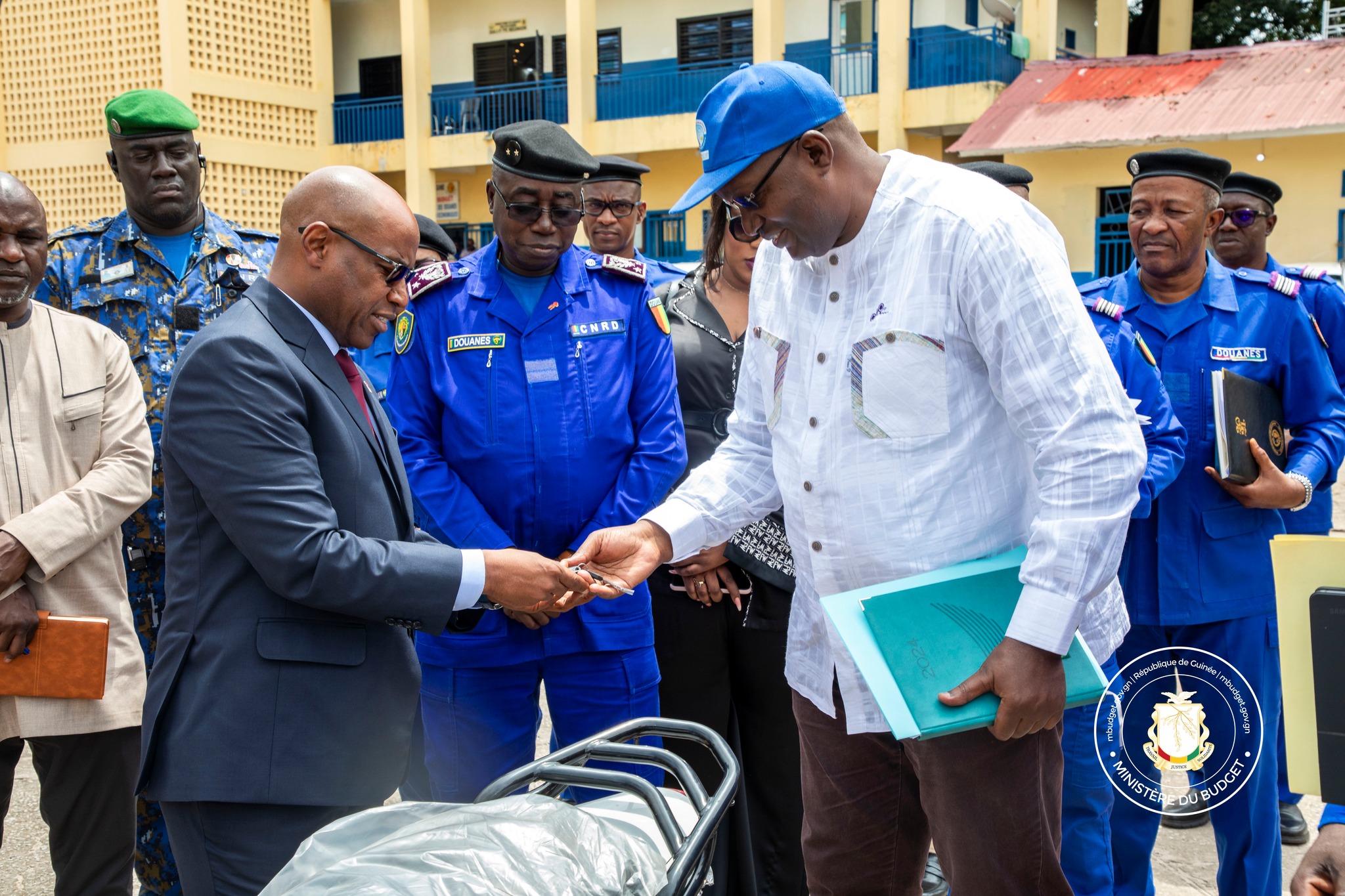 Mobilisation des recettes publiques : La Direction Générale des Douane reçoit un important lot de matériel