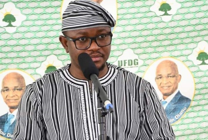 Joachim Baba interpelle Cellou Dalein : « Certains vous enferment dans un rôle de victime sous prétexte de loyauté…»