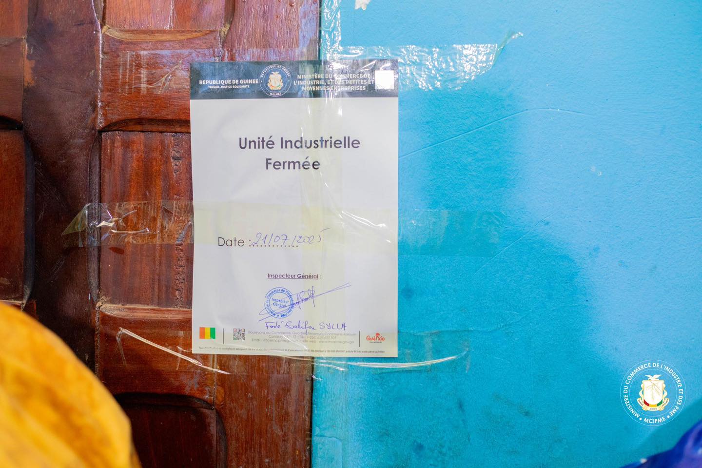 Guinée : Lancement de l’opération de fermeture des unités industrielles non conformes…