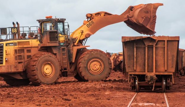Secteur minier : la Guinée se dote d’une compagnie nationale pour valoriser ses exportations de bauxite en hausse de 37% en 2025