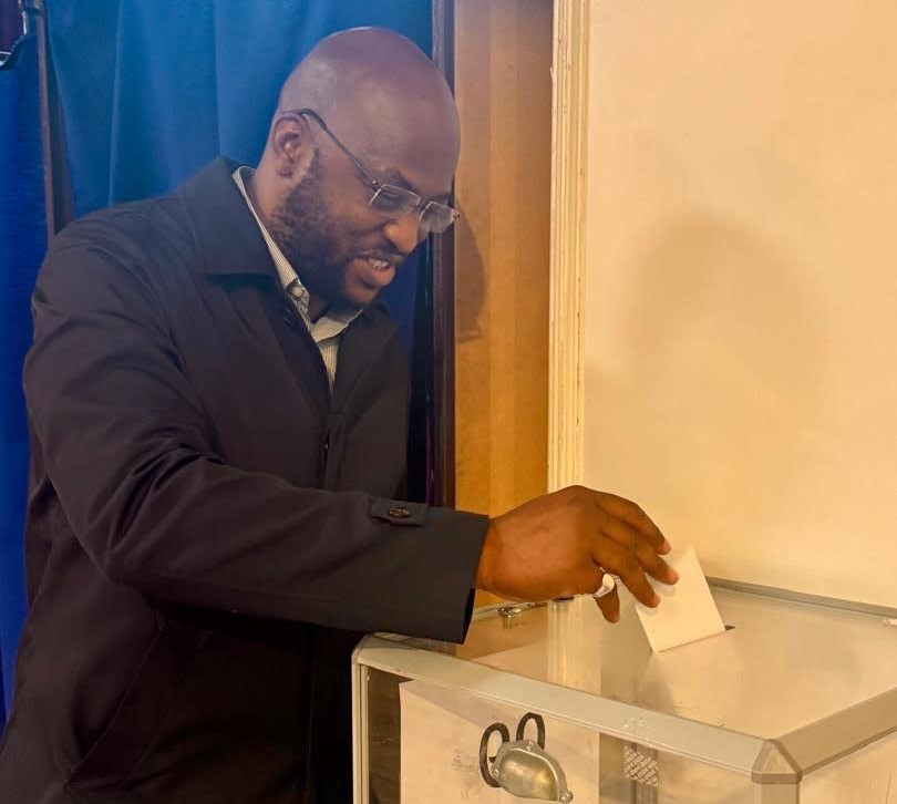 Référendum 2025 : Moussa Cissé, ex-ministre, accomplit son devoir civique