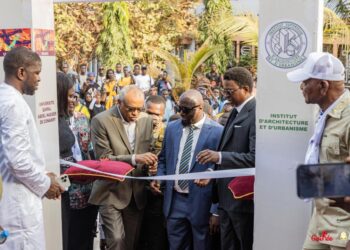 Renforcement des infrastructures universitaires : l’IOAM et l’ISAU inaugurés à Conakry