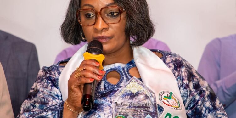 Reconnaissance méritée à Madame Camara Djenabou Touré, directrice générale des élections.