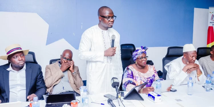 Accès difficile aux liquidités : le CNOSCG interpelle le gouvernement…