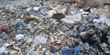 Zéro plastique en Guinée : une décision courageuse qui mérite une stratégie à la hauteur