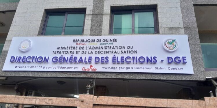 Scrutin législatif et communal : la DGE fixe les délais pour le vote par procuration