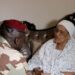 Décès de Hadja Andrée Touré : Mamadi Doumbouya rend hommage à l’ancienne Première dame