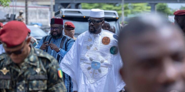 Mamadi Doumbouya réorganise le ministère de la Jeunesse et des Sports et le cabinet civil de la Présidence