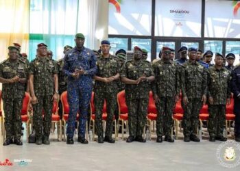 Départ en congé de Mamadi Doumbouya : quelle position affiche l’armée ?