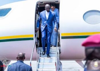 Dernière minute : Mamadi Doumbouya regagne Conakry ce vendredi, après son congé annuel (Présidence)