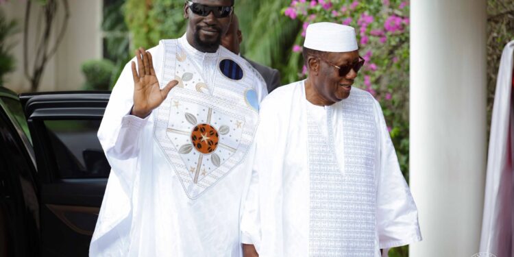 Visite d’État : Mamadi Doumbouya échange avec Alassane Ouattara à Abidjan