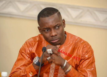 L&rsquo;artiste Sidiki Diabaté victime d’un malaise, son concert à Paris reporté