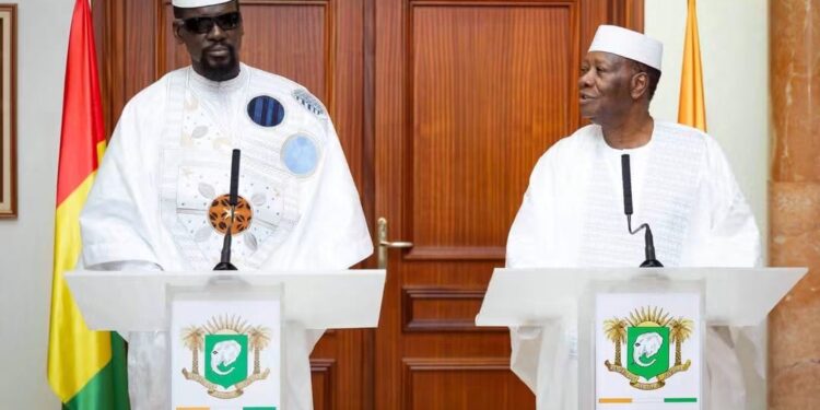 Dernière minute : Mamadi Doumbouya regagne Conakry ce lundi après sa visite d’État en Côte d’Ivoire